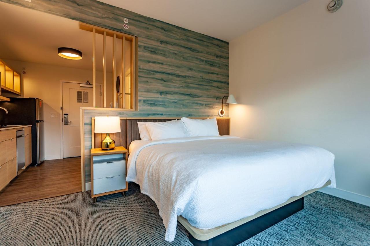 Towneplace Suites By Marriott Raleigh - University Area Exterior photo